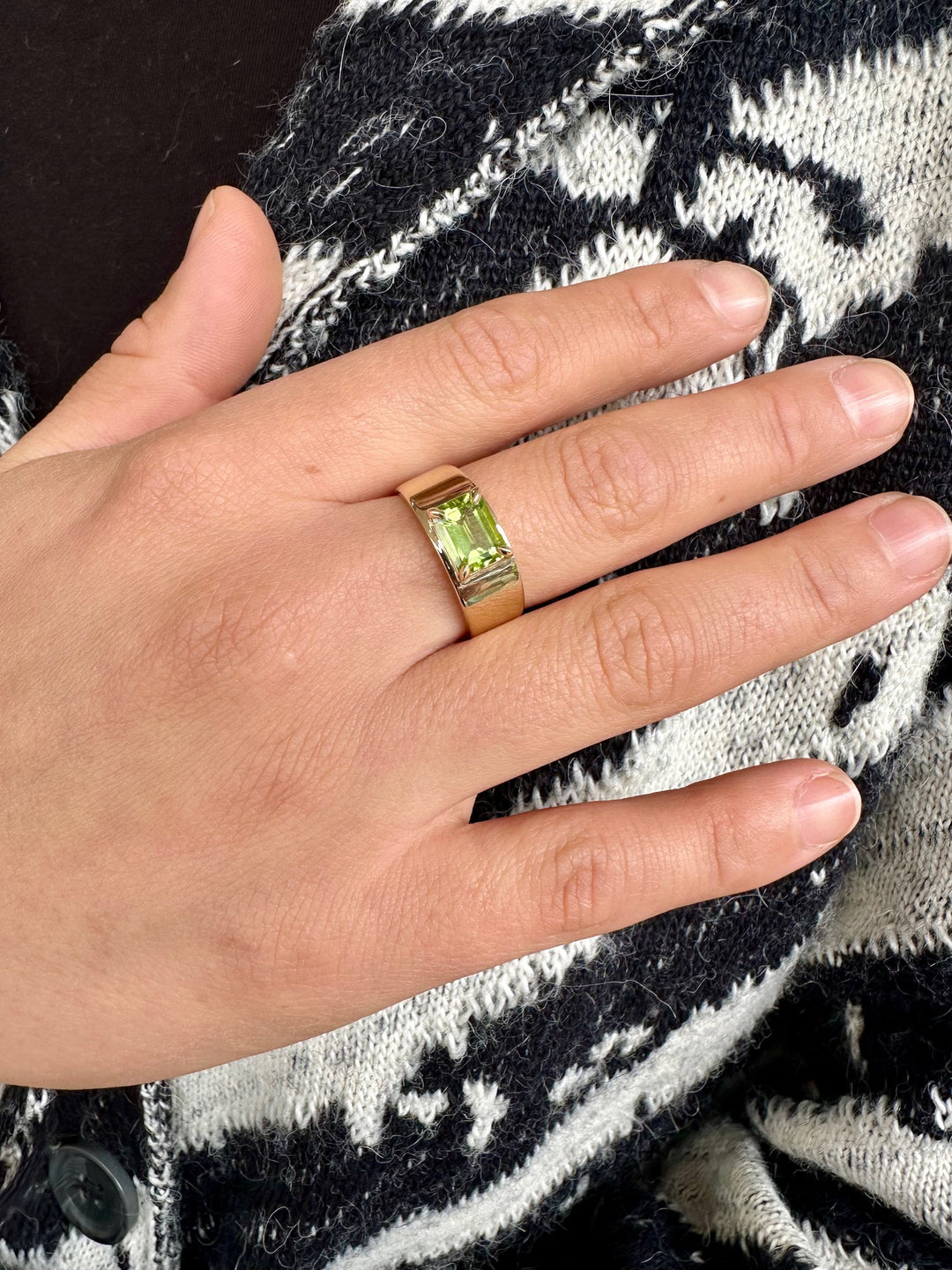 Peridot 9CY ring