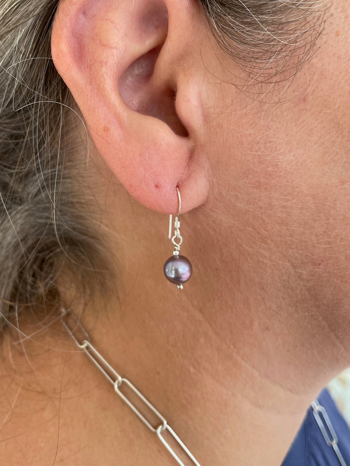 simple peacock freshwater pearl earrings
