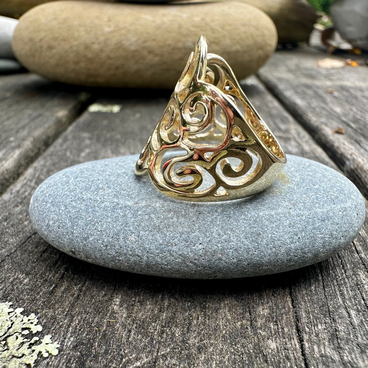 Koru swirl ring in 9CY gold