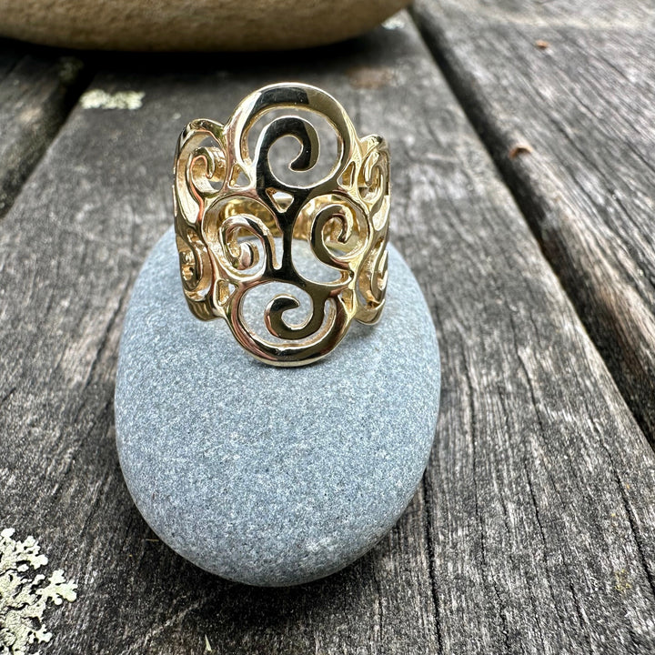 Koru swirl ring in 9CY gold