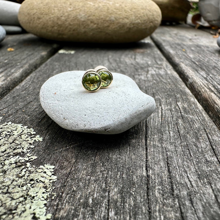5mm peridot studs