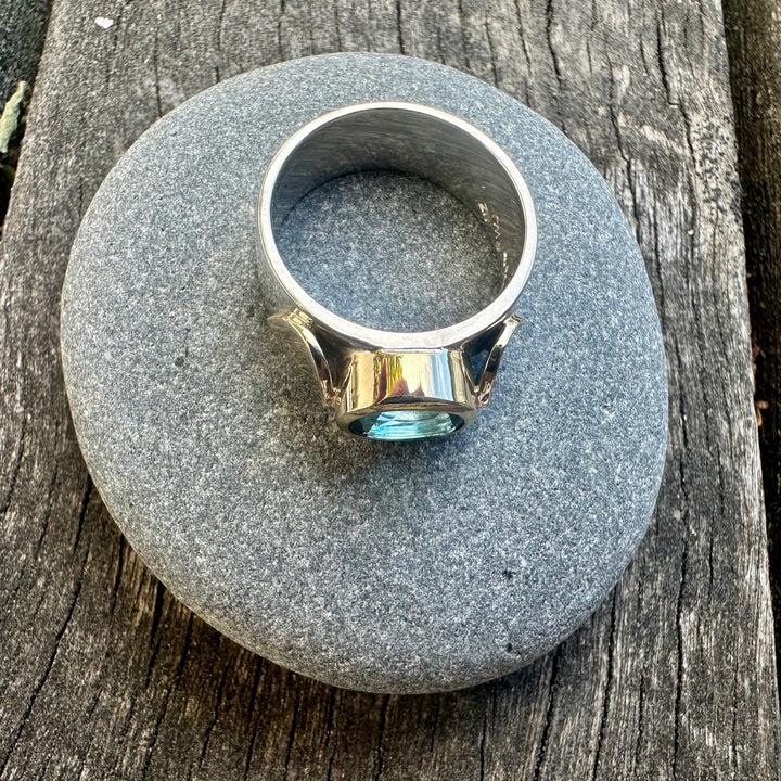 London Blue topaz Amore ring