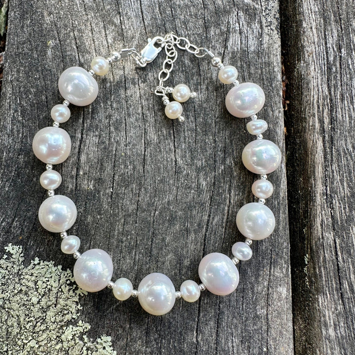 white freshwater pearl bracelet