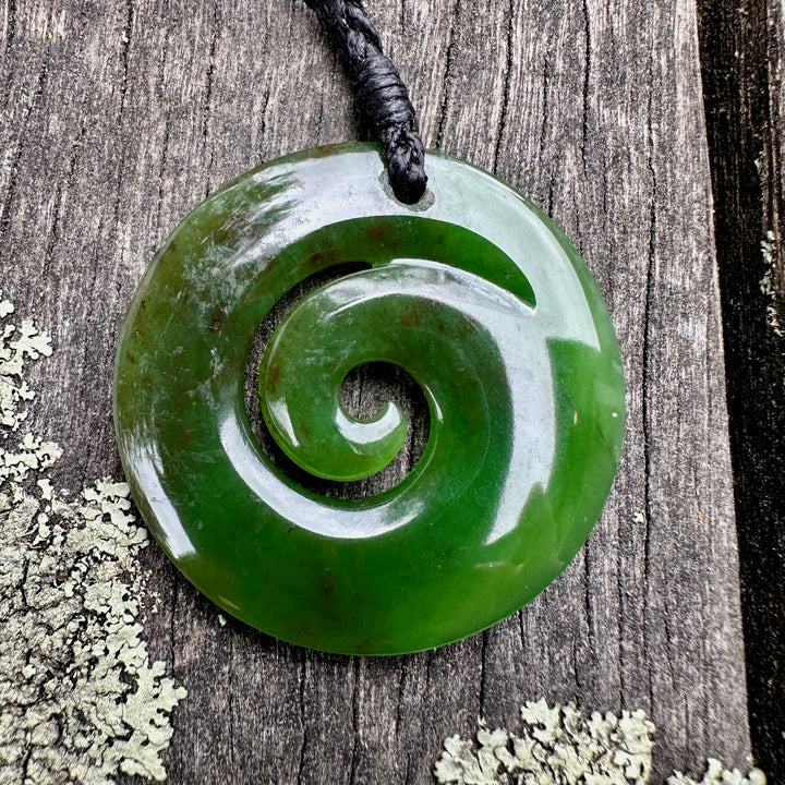 Medium kawa kawa koru