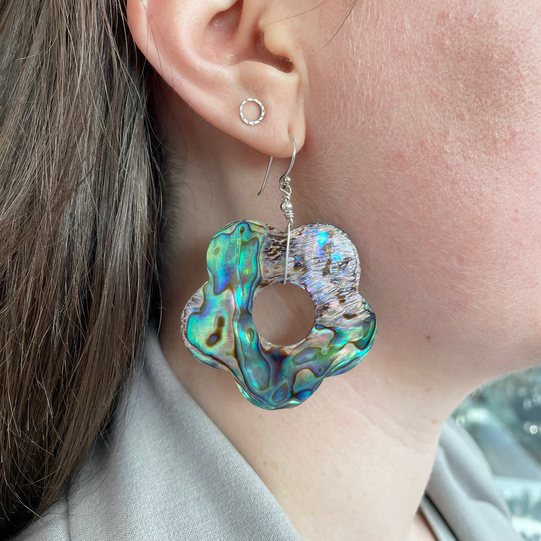 Pāua shell flower earrings