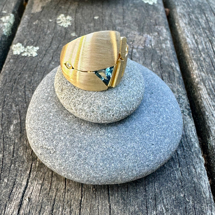 Vintage 18ct gold ring
