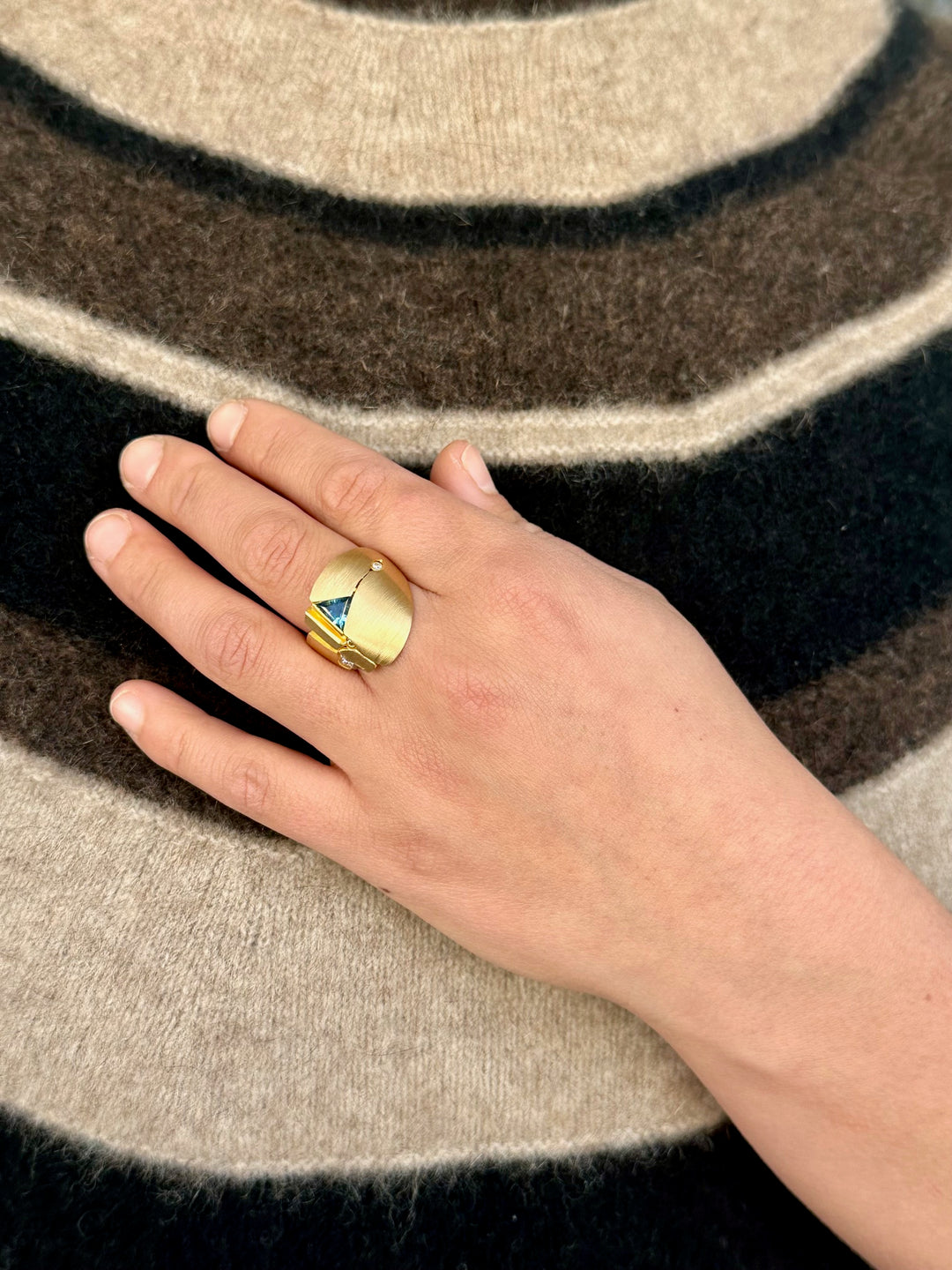 Vintage 18ct gold ring