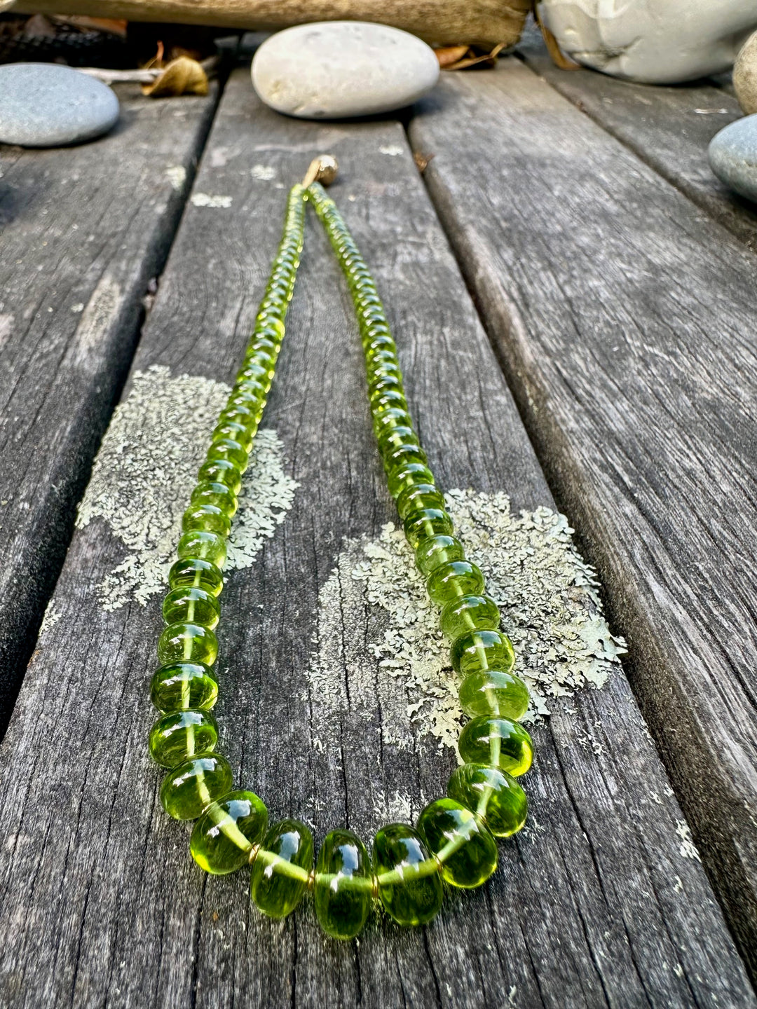 Graduated peridot necklace