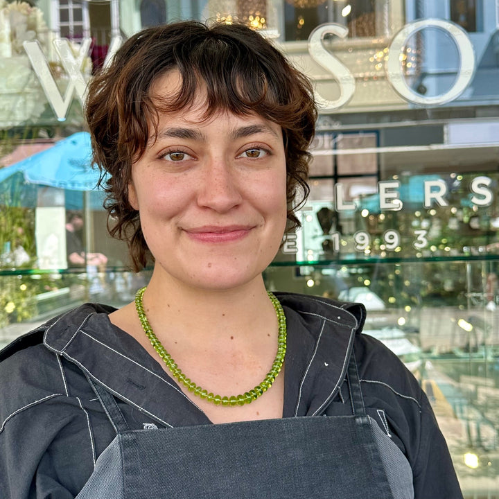 Graduated peridot necklace