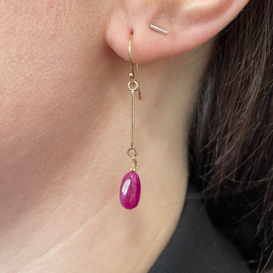 Indian ruby earrings in 14 ct gold