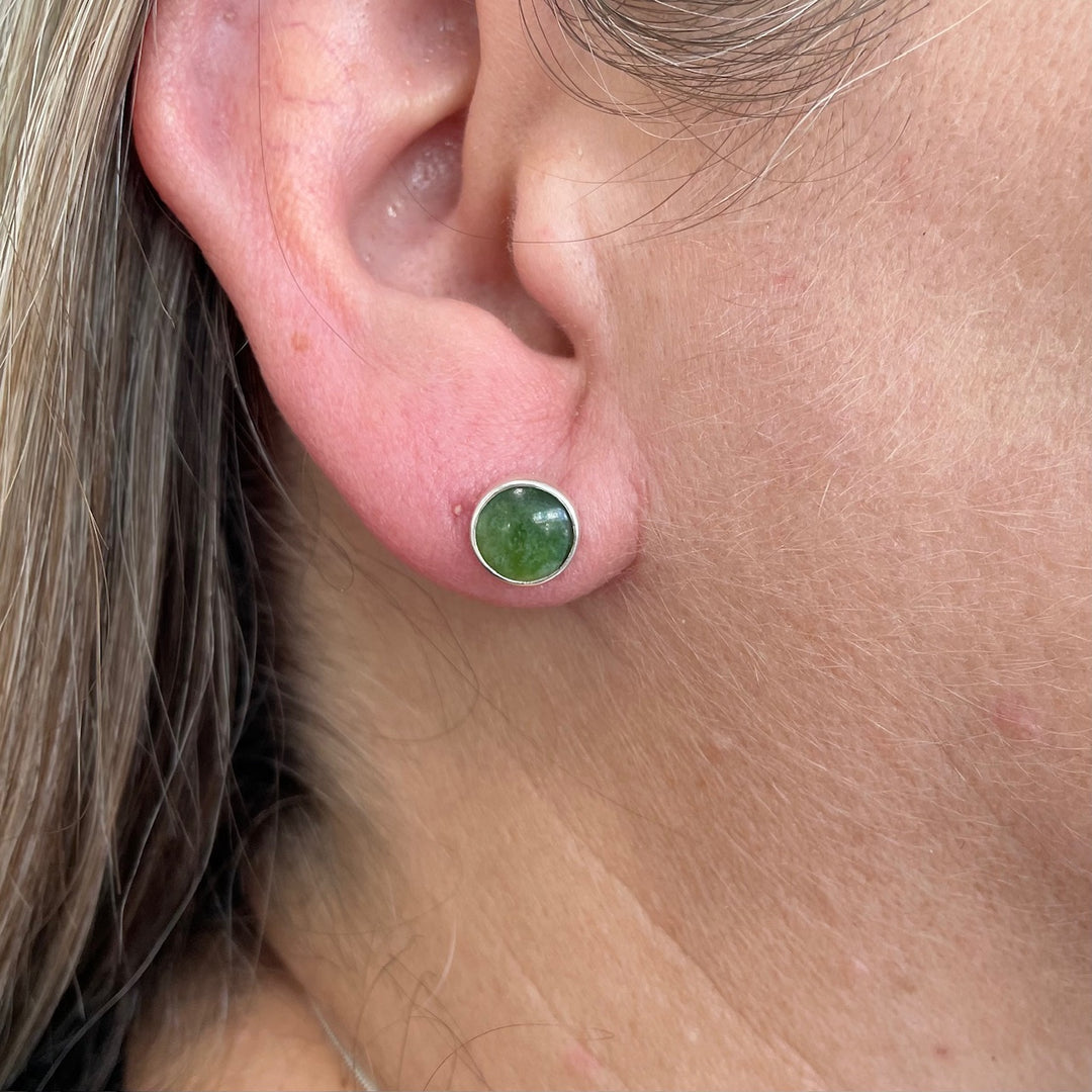 8mm Marsden flower studs