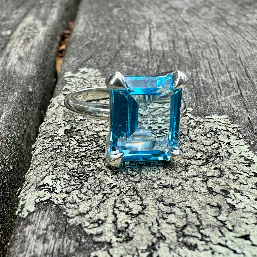 6.3ct Swiss Blue topaz ring