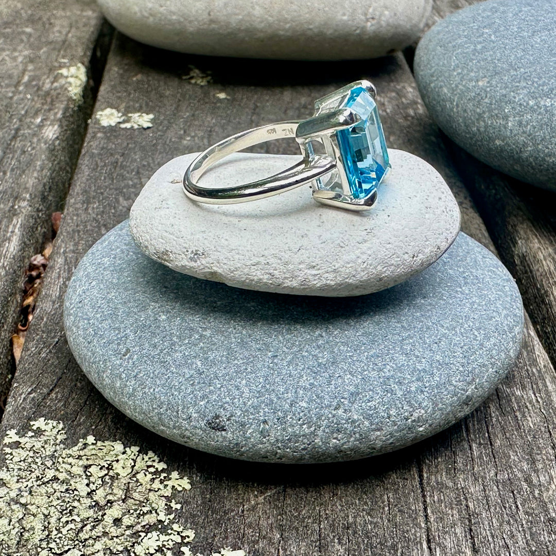 6.3ct Swiss Blue topaz ring