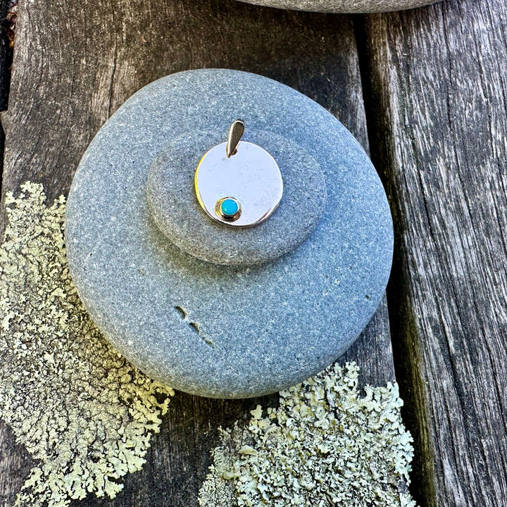 Tiny 9cy pendant with turquoise