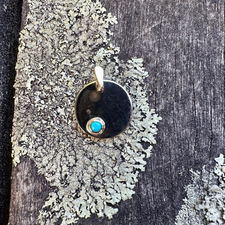 Tiny 9cy pendant with turquoise