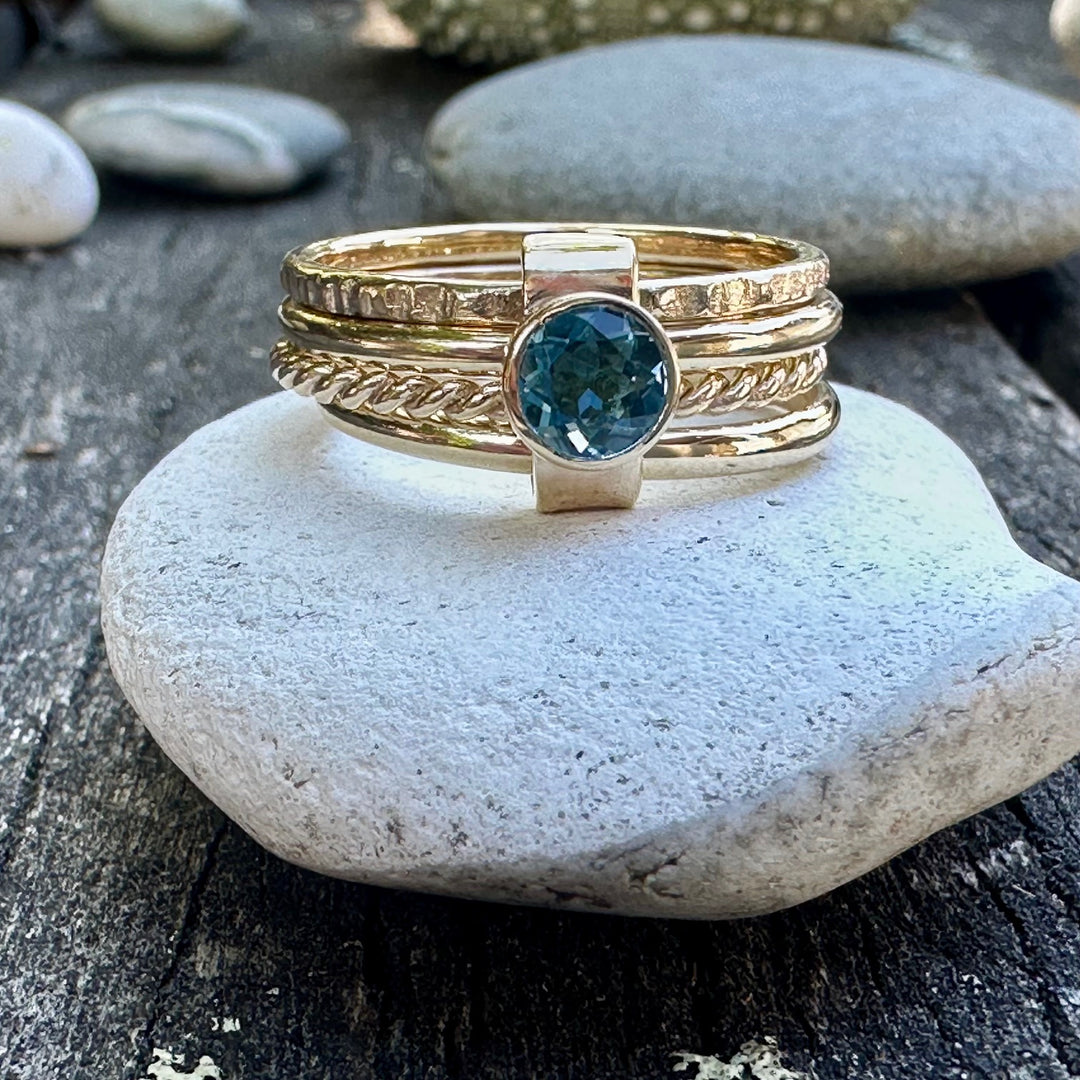 Blue topaz Fine unity ring in 9ct gold