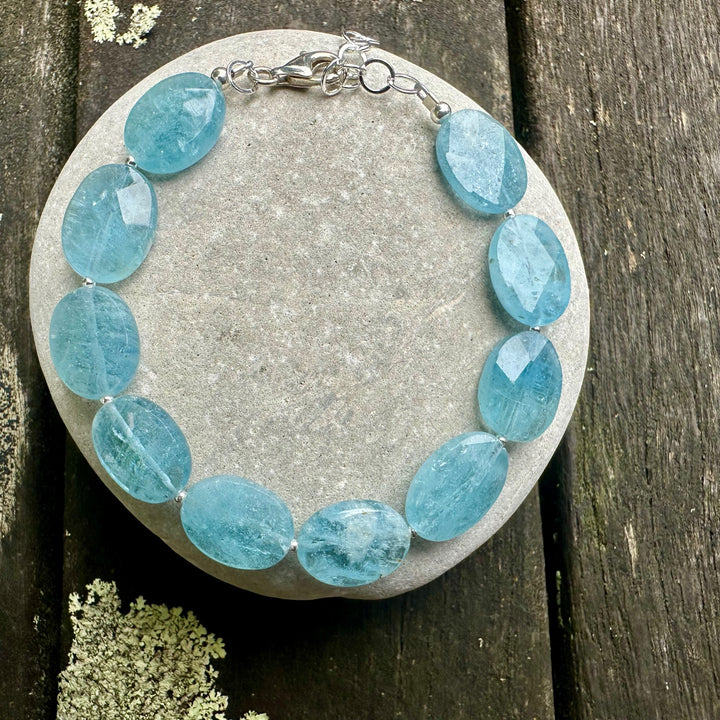Faceted aquamarine bracelet