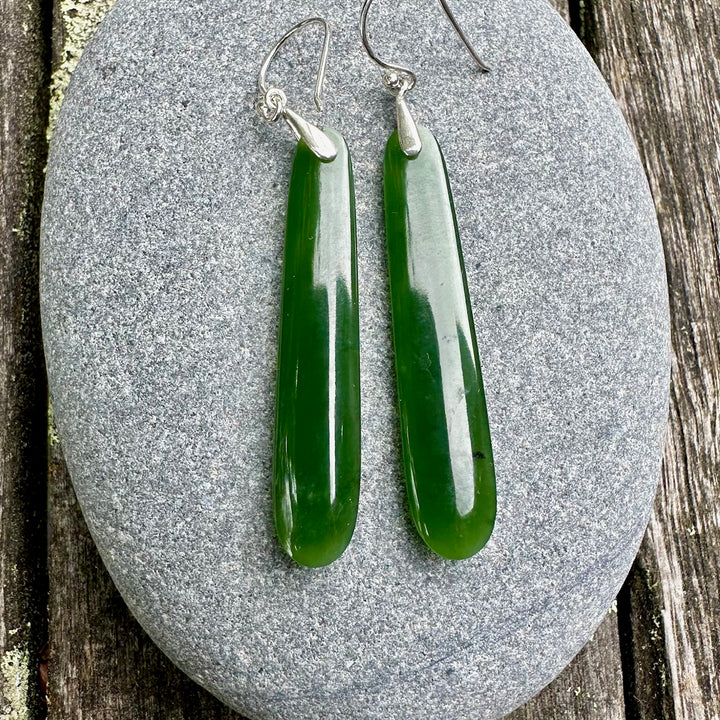 long kawa kawa NZ greenstone drop earrings