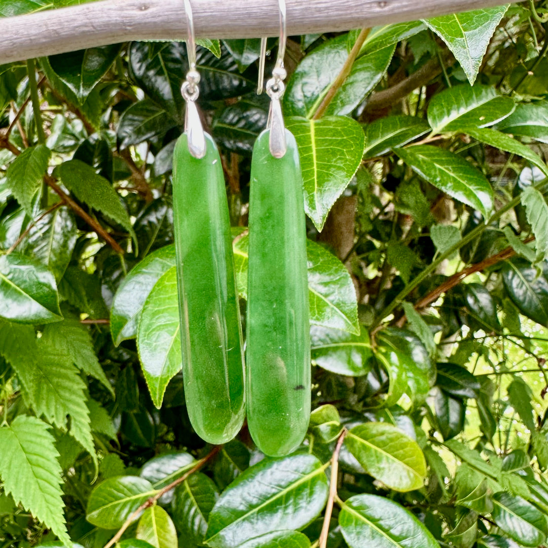 long kawa kawa NZ greenstone drop earrings