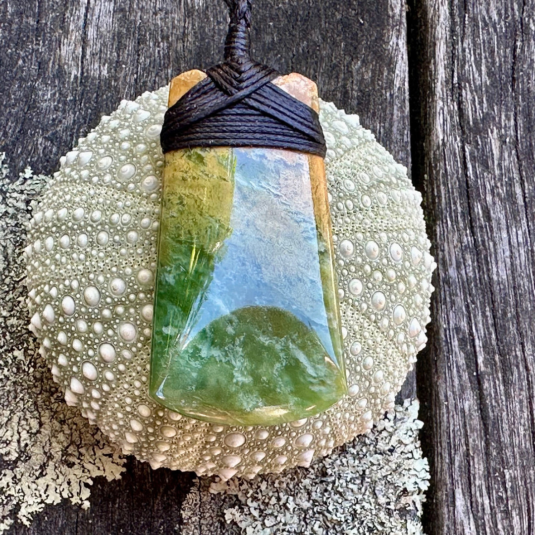 Small marsden flower toki