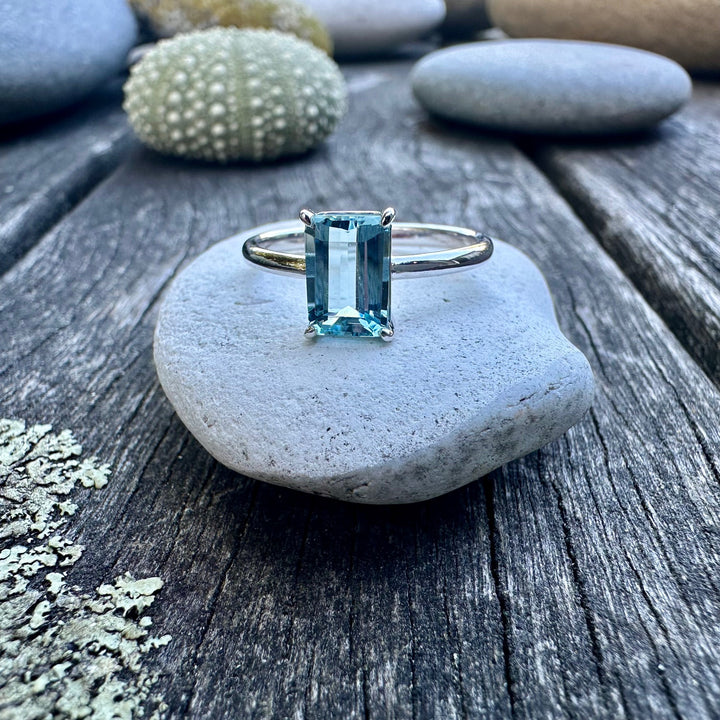 1.3ct Brazilian aquamarine ring