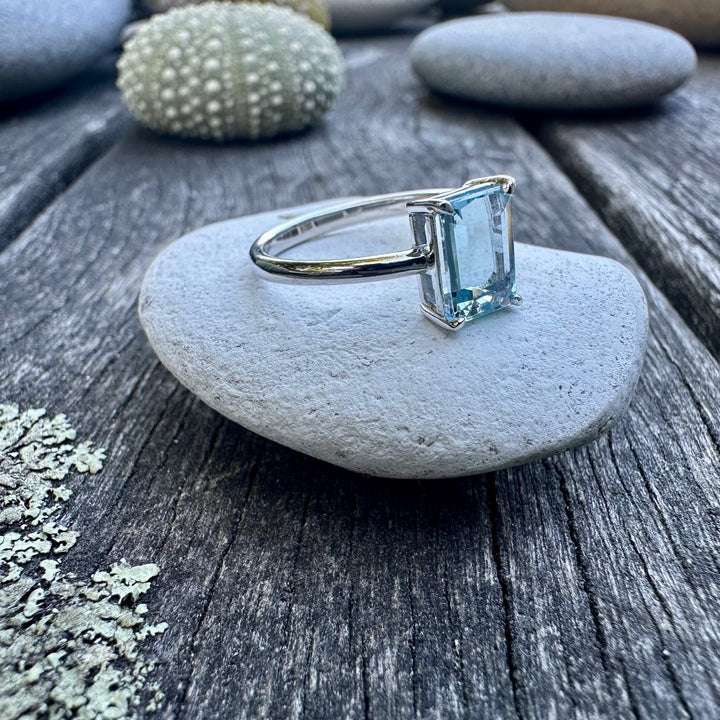 1.3ct Brazilian aquamarine ring