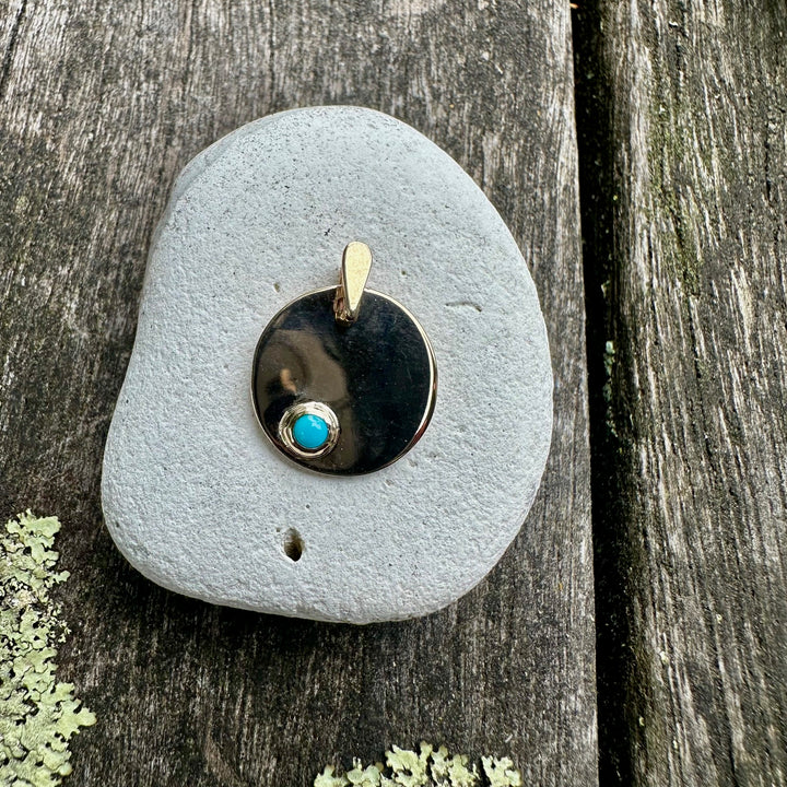 Tiny 9cy pendant with turquoise