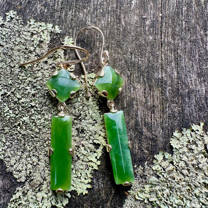 2 tier 9ct NZ greenstone earrings
