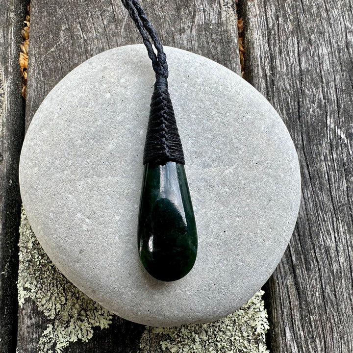 medium NZ greenstone roimata