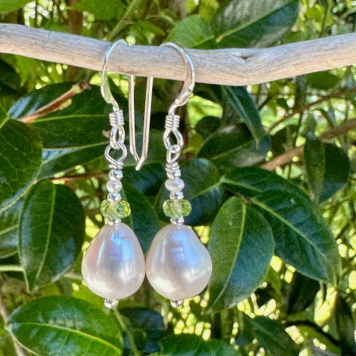 Freshwater pearl & peridot earrings