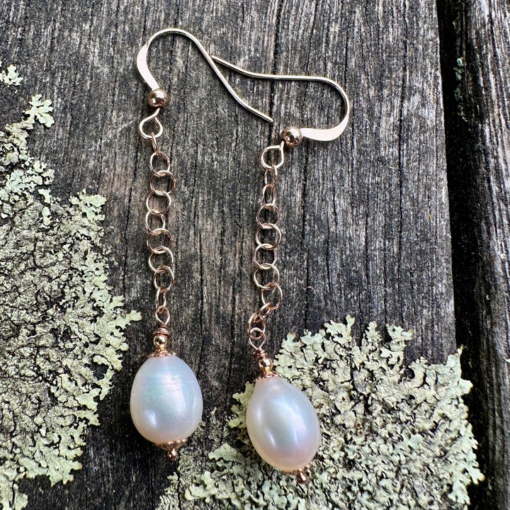 white freshwater pearl  drop earrings