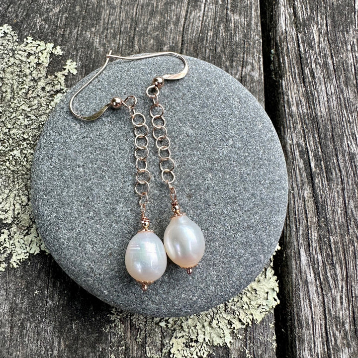 white freshwater pearl  drop earrings