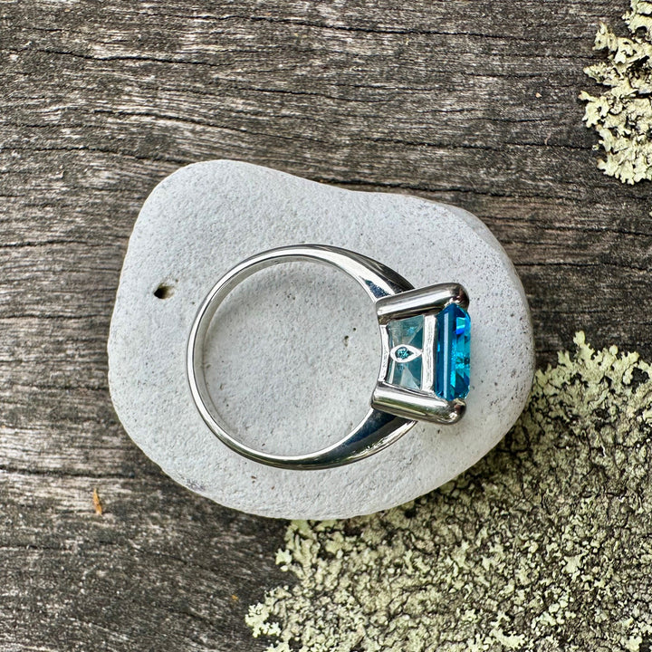 6.34ct Blue topaz ring in sterling silver