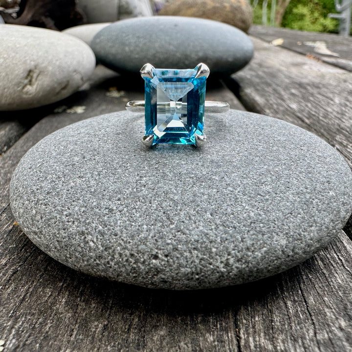 6.34ct Blue topaz ring in sterling silver