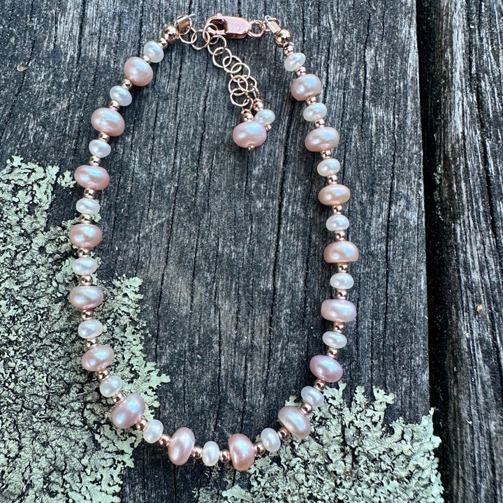 Pink & white freshwater pearl bracelet