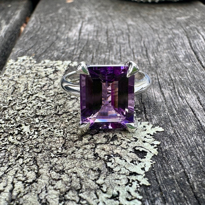 Amethyst Ouruhia ring