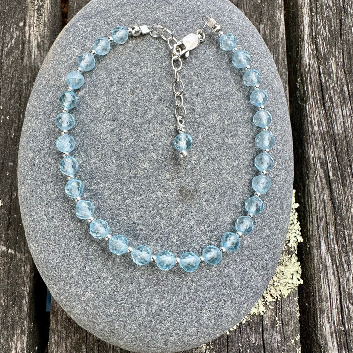 Small faceted aquamarine bracelet
