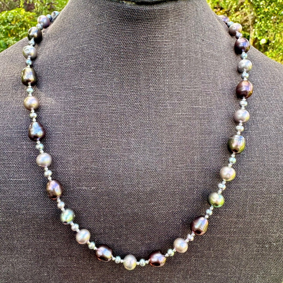 peacock freshwater pearl necklace