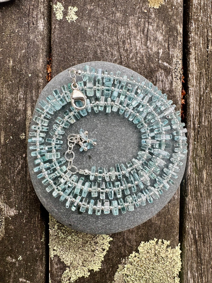 Faceted brazilian aquamarine rondel necklace