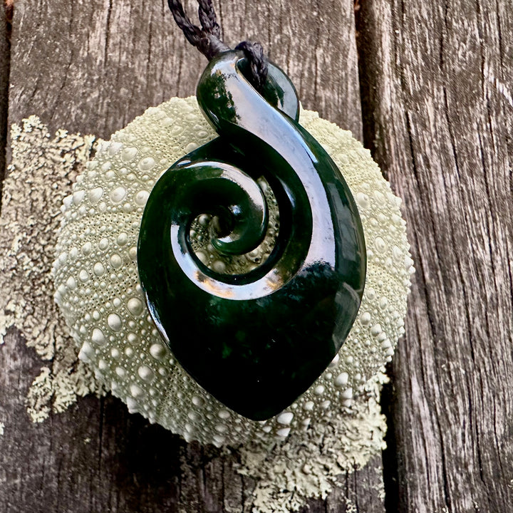 Dark NZ greenstone rau kumara koru