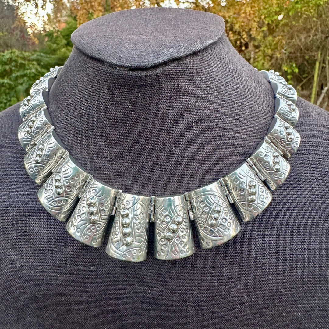 Vintage sterling silver collar