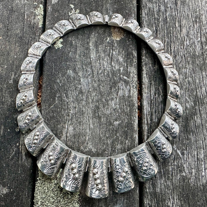 Vintage sterling silver collar