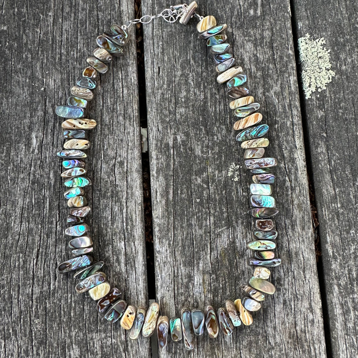 Pāua shell bead necklace