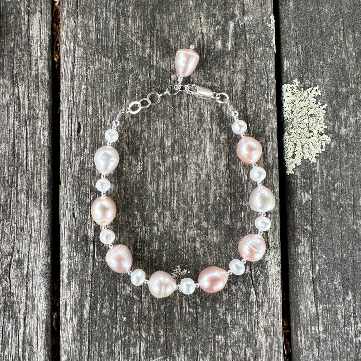 Pink and white freshwater pearl bracelet