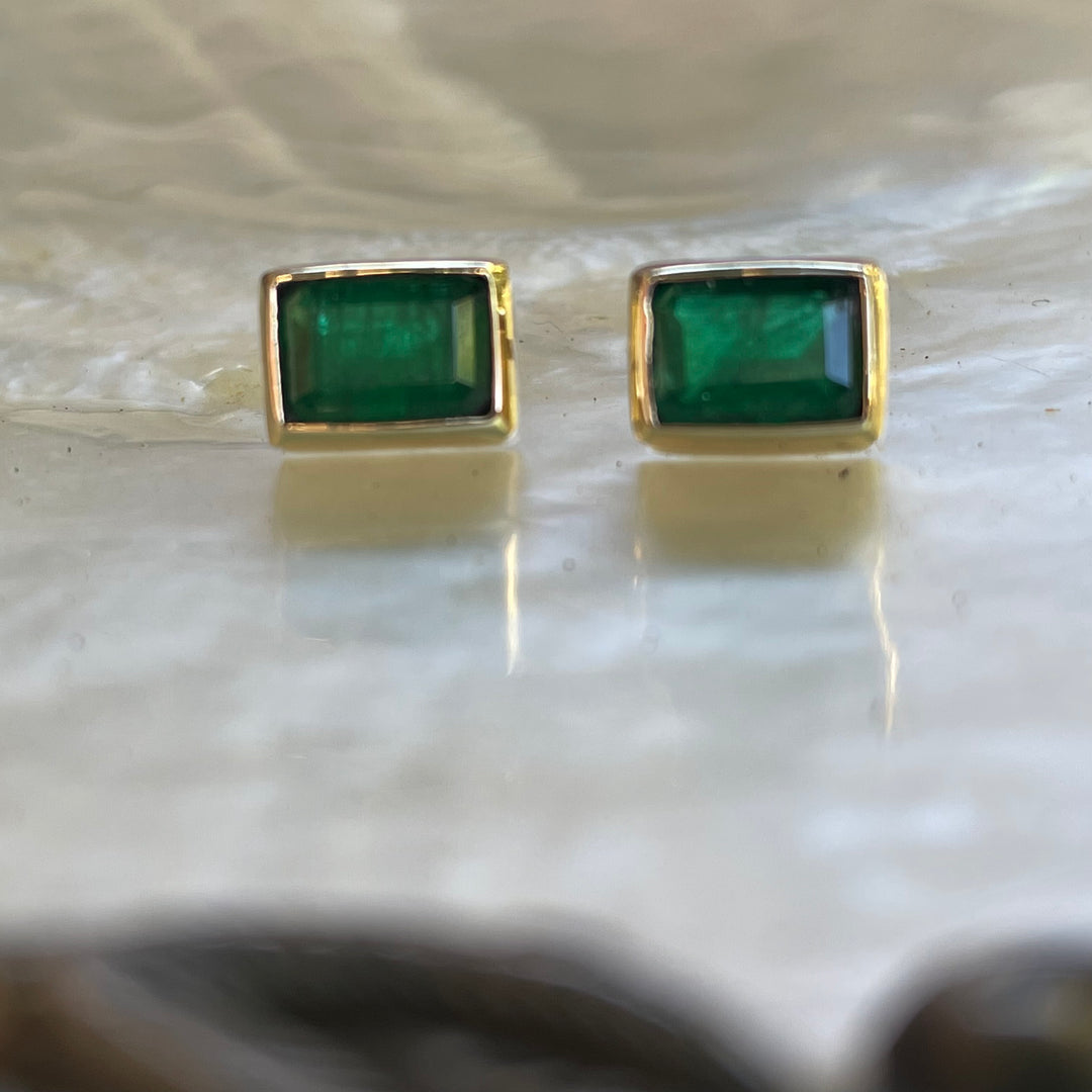 9ct Gold Brazilian Emerald Studs