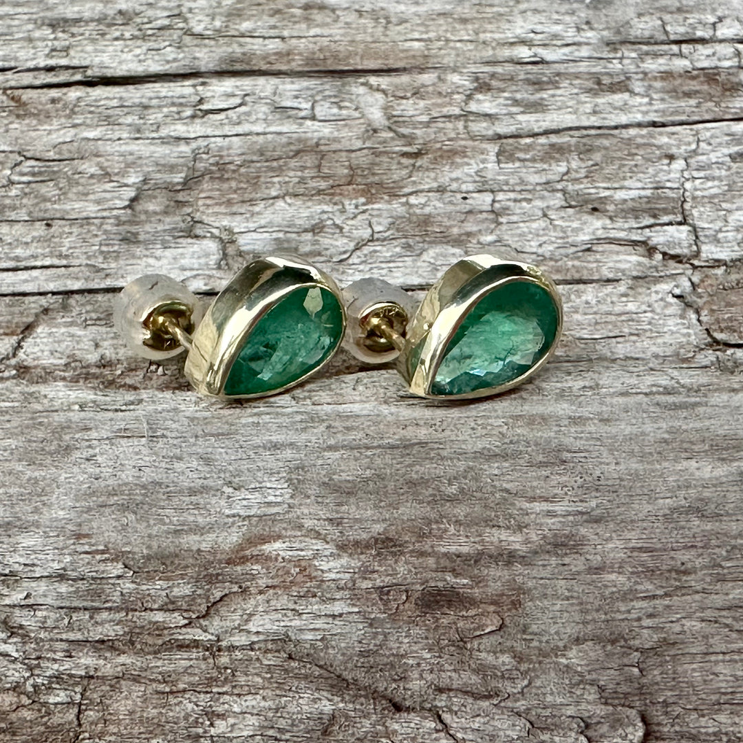 9ct Gold Brazilian Emerald Studs