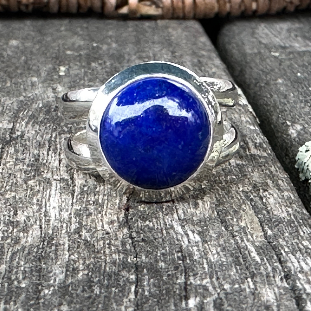 Round Lapis Lazuli Ring