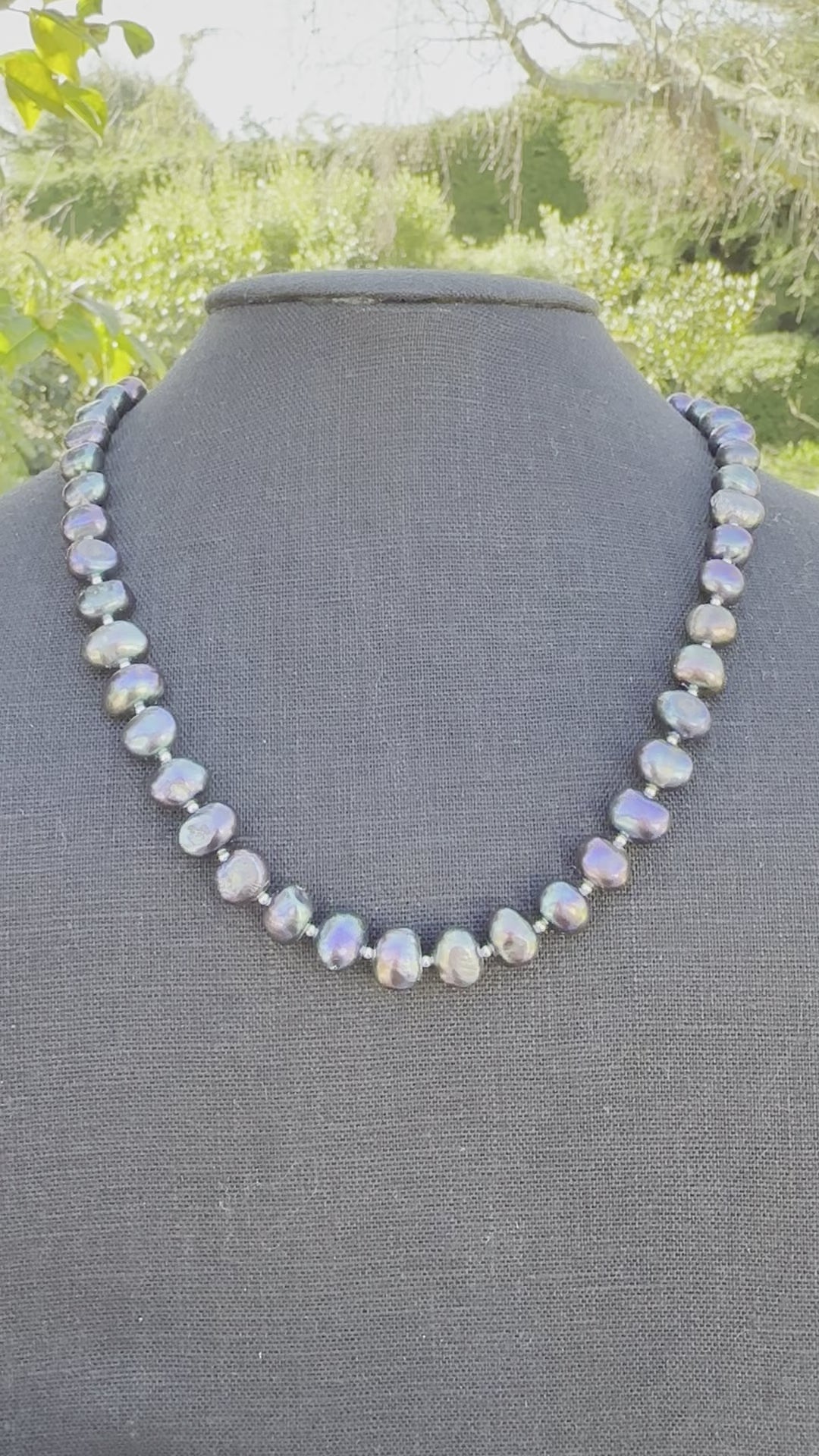 Peacock freshwater pearl necklace