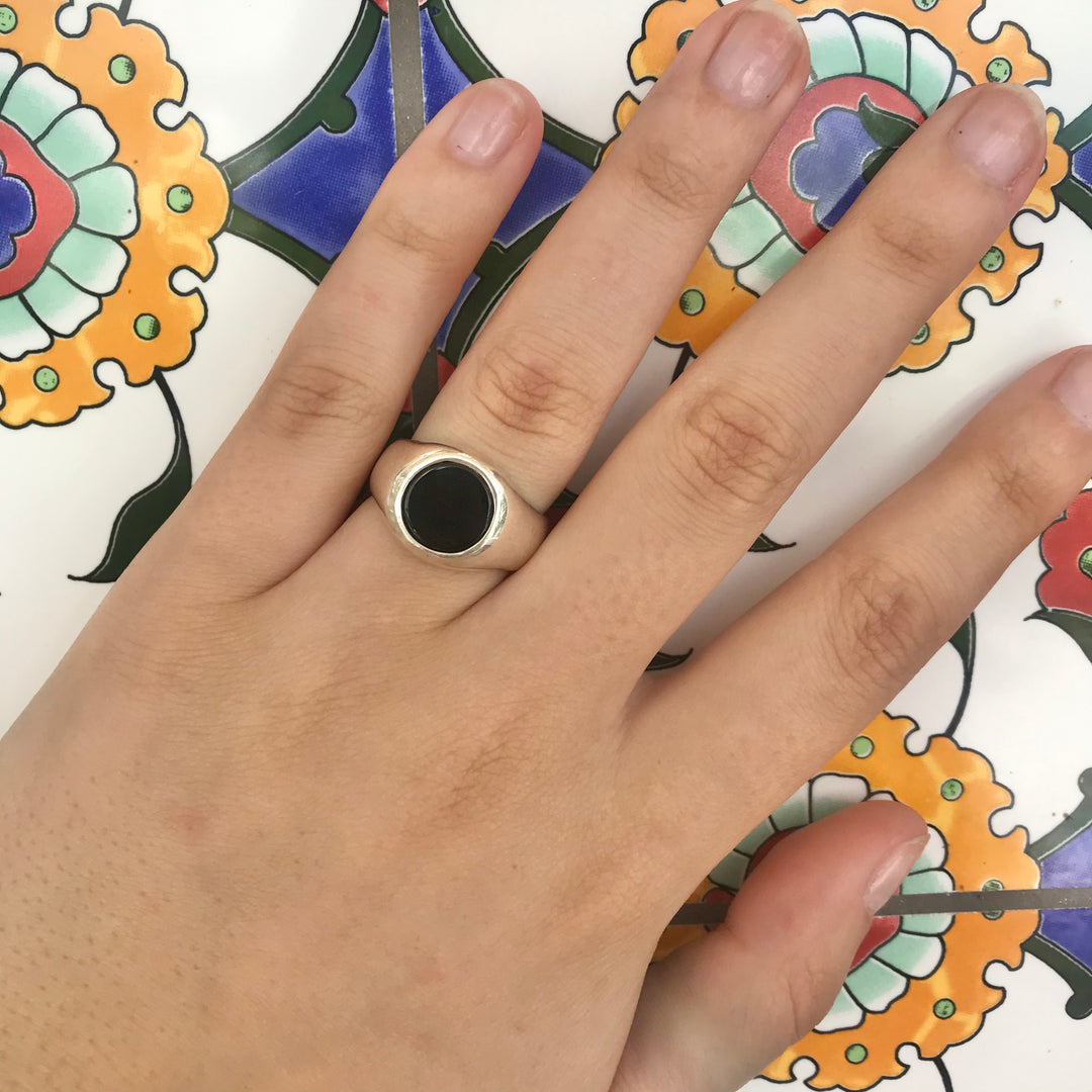 Round Black Onyx Signet Ring
