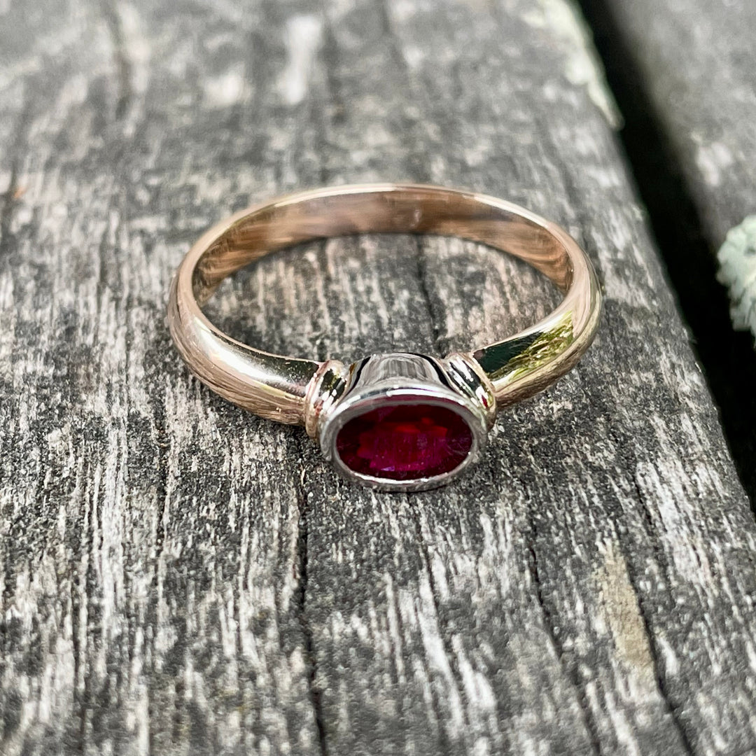 Ruby ring in 9 carat gold
